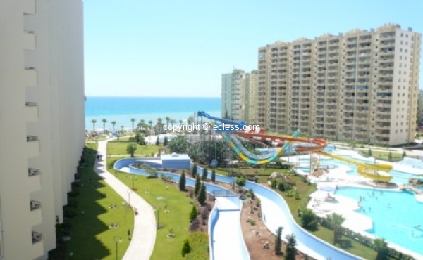 Flat for sale in Liparis 5 residential complex Mersin