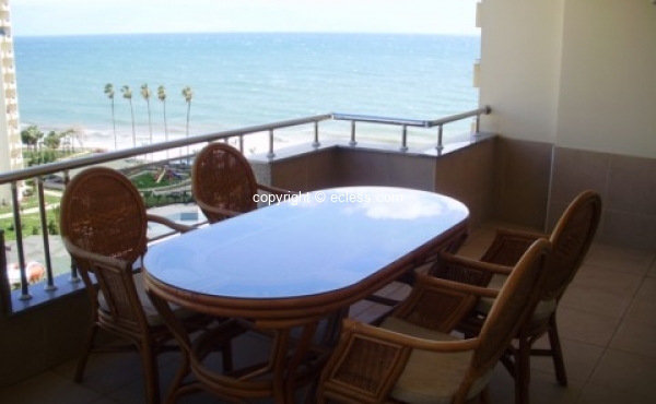 3+1 for sale in Mersin Liparis 5 residential complex